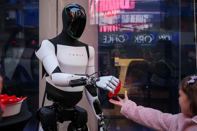 一万亿美元薪酬计划，是马斯克疯了还是特斯拉疯了？