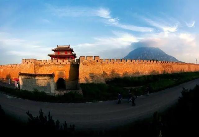 北京人扎堆张家口的秘密:省钱长胖只是幌子