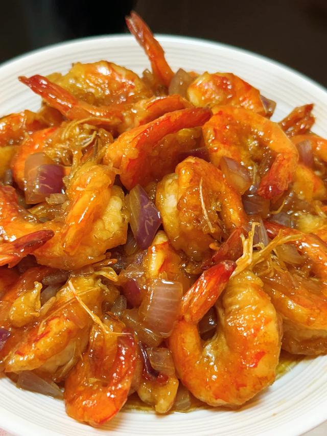 年纪越大越要管住嘴	，少吃萝卜青菜，常吃5样，强免疫走路如风