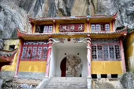 中国最值得游玩的10大溶洞排行榜，国内旅游必打卡十大地下溶洞图片