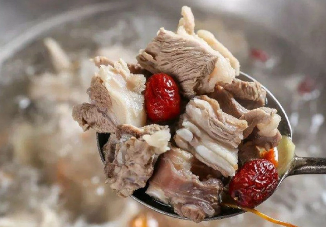 后天立冬！“上午立冬十栏九空，下午立冬单衣过冬”，今冬冷吗？