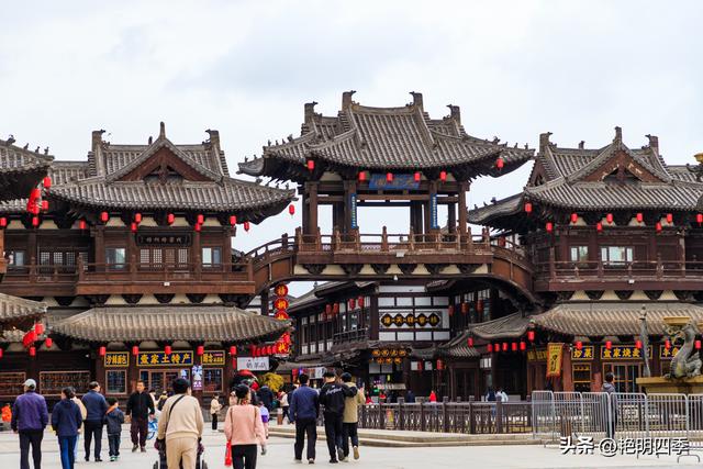 华严寺：“八大辽构”之七，拥有最美辽塑菩萨和最美古代书橱