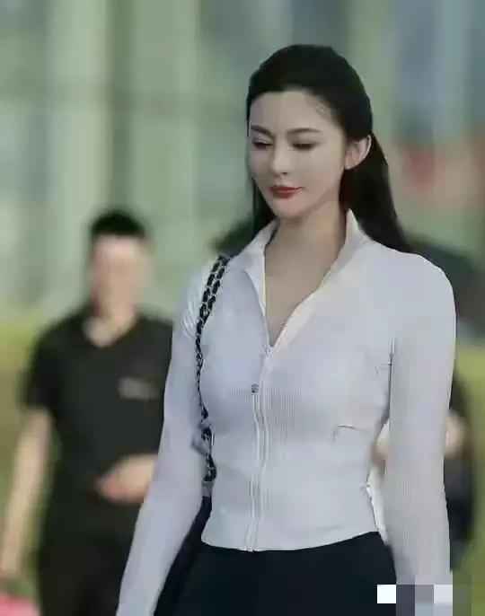 王思聪追了6年都没拿下杜芊逸，这魅力确实不一般！