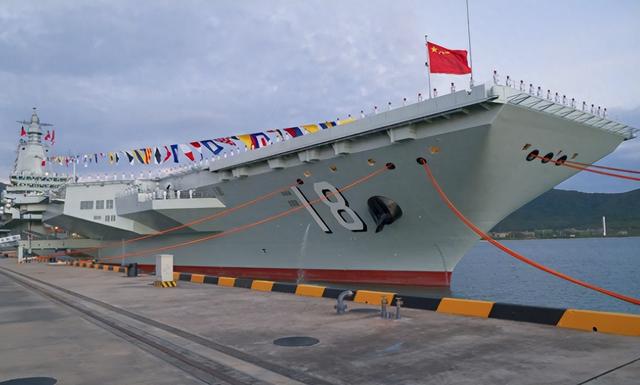 福建舰强就强在，它仅凭“一舰之力”，改写中美的西太力量格局