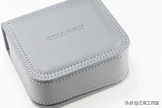 七彩虹 银参考耳塞：值得盲狙的声音、但仍建议听半小时再说