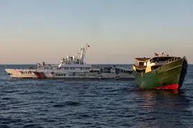 中方反制手段升级，菲船被废，5国争相派兵南海图片