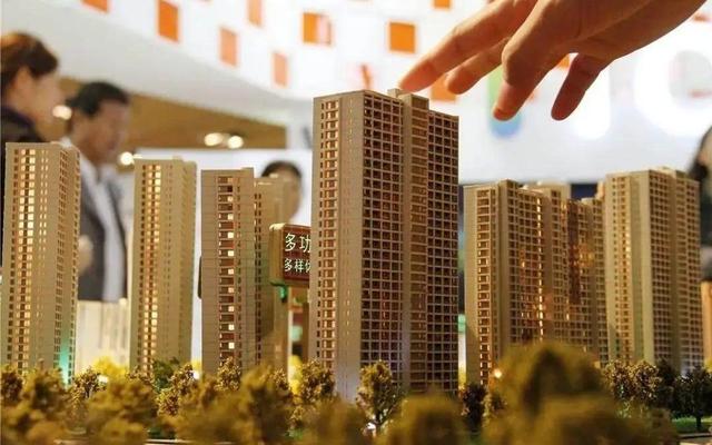 市场的焦虑者从买房人变成了卖房人