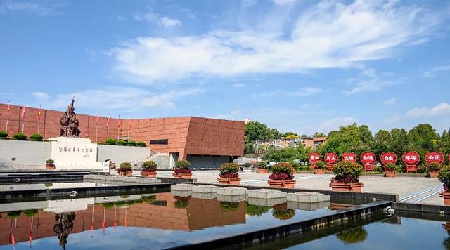 赏金秋游信阳】2025秋季信阳旅游线路推荐