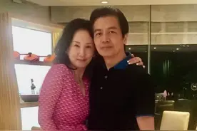 李敖女婿确诊肠癌晚期，女儿发文求助，想拿父亲遗产救夫遭拒图片