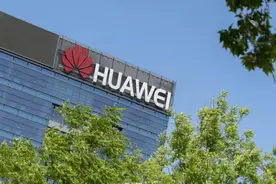 就在刚刚！国航宣布与华为深化合作，启动航空领域鸿蒙原应用开发图片