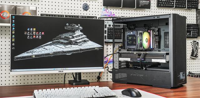 自带屏幕的主机—联力207D+9950X3D+ROG B850-F+索泰5070Ti装机