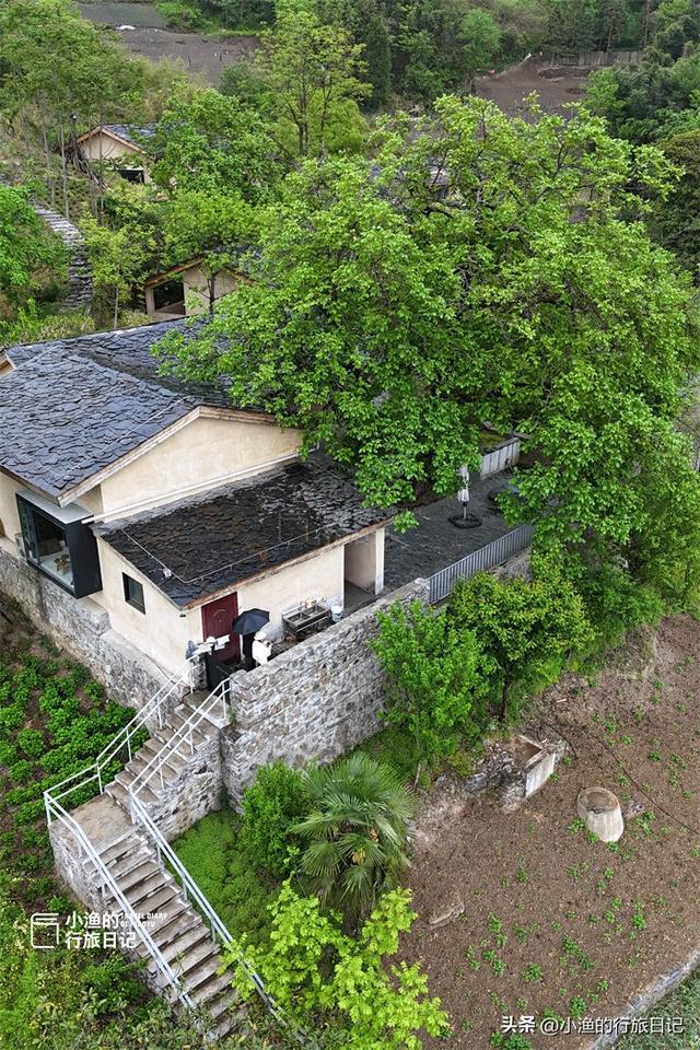 陕西挂在云端的高山村落，汉江、云海、玻璃栈道，美得仙气飘飘