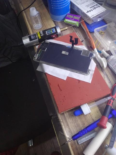 存储空间不足卡顿？手机维修培训包含硬盘扩容与系统优化