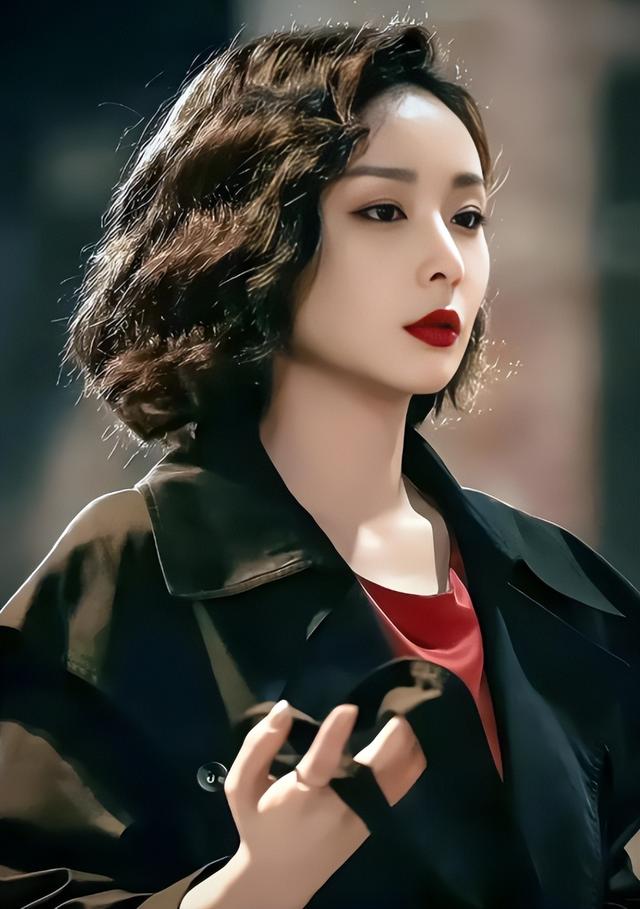 长得千娇百媚，奈何有个糙汉名，这5位被名字拖累的女星，太可惜​