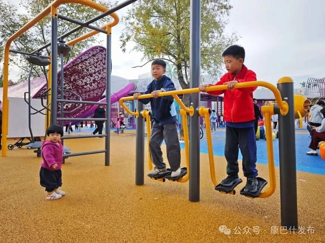 住在康巴什，住进公园里