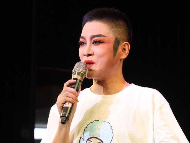 钱再多有啥用？孟再平走上朱媛媛老路，多辆迈巴赫送行，年仅49岁