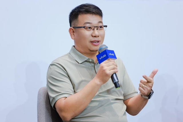 苹果开局，vivo引路