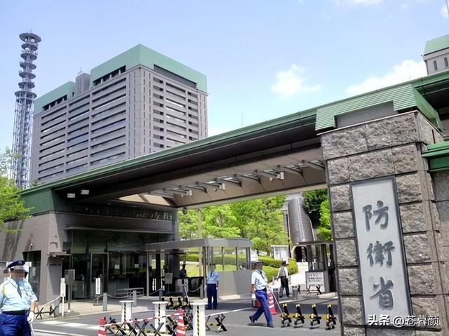 高市早苗拒不撤回！中方突然改口，刚发出最后通牒，日敢插手就打