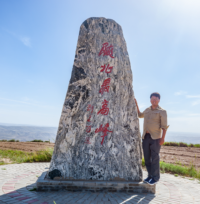 陕北屋脊白于山，藏着黄土高原上最大的荞麦花海，八月份即将盛开