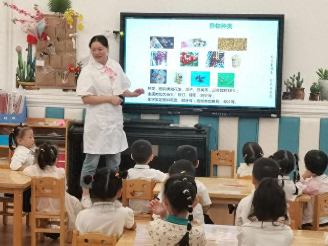 西南医科大学儿科学系、附院卫校与江阳区天骄幼儿园共建健康中心
