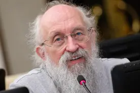 背靠中国这棵大树，俄罗斯的一些精英，产生了越打越强的幻觉图片