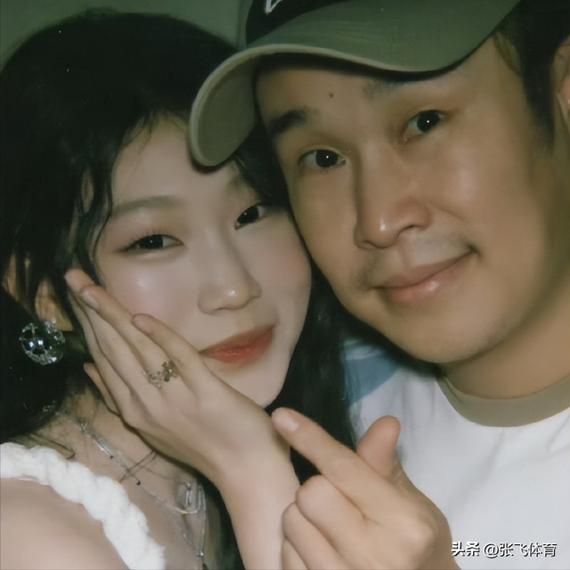 赵本山没想到，爱徒宋晓峰因为女儿闺蜜的爆料	，体面被撕得粉碎！