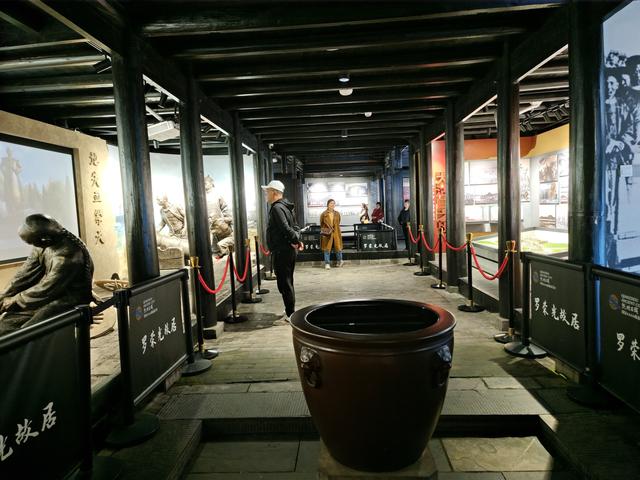 湘西吉首的夜景很美