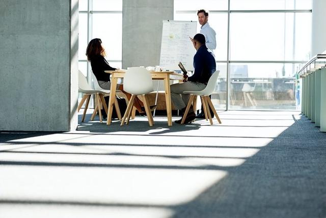 2025广告代理生存战，传统根基动摇，咨询公司与平台方围猎