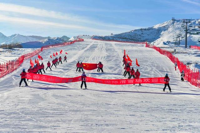 越冷越疯狂！冰雪旅游，凭啥成冬日顶流？
