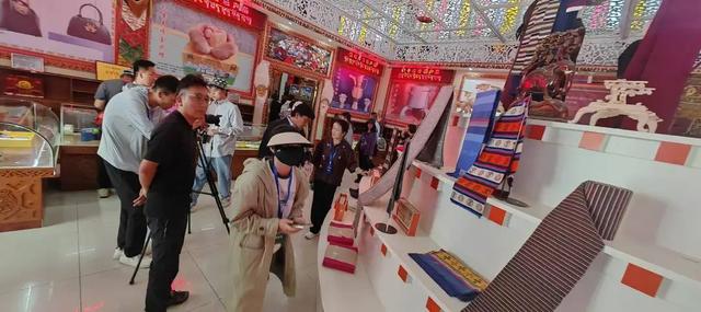聚焦G219“国之大道” 日喀则积极参与四省区文旅协作活动
