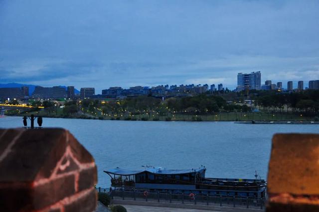 高铁1.5h！这座人少好玩无敌好吃的浙江名城，也免门票啦