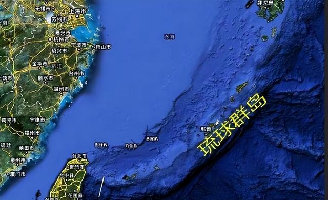 高市硬刚到底，要将中国高官驱逐出境？中方以牙还牙，日本破防了