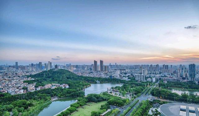 4大地级市：苏州、佛山、温州、唐山，谁实力更强？一起来看看