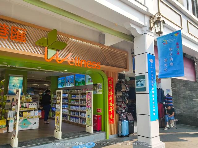 深圳这条街，曾经挤破头都难进入，现在扫码就进却为何没人去了？