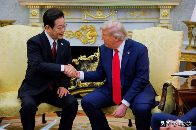 特朗普李在明会晤开场先商业互夸