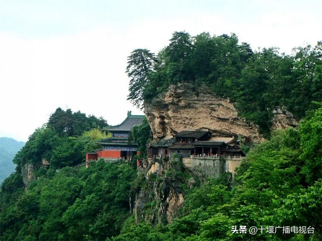双节游武当｜收藏这些必打卡景点，赴一场山水与团圆之约