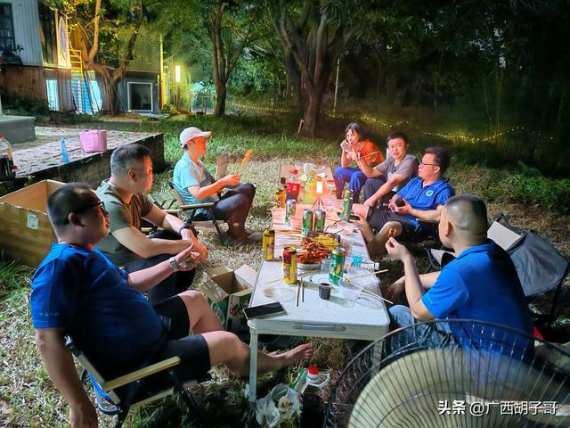 热烈祝贺中山登山运动协会会员回家日暨会员生日聚会日成功启航！