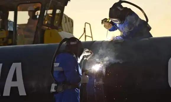 美国制裁失效？中俄蒙“铁三角”加速成型，蒙古国成了最大变量