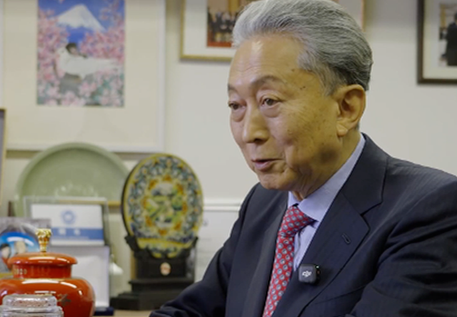 最后关头，高市被催谢罪，日方要废除中国出兵权，辽宁舰逼近琉球