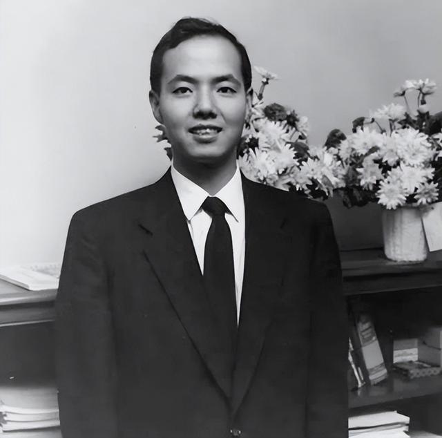 同是诺贝尔奖获得者，为何我们常提杨振宁，却少闻李政道？