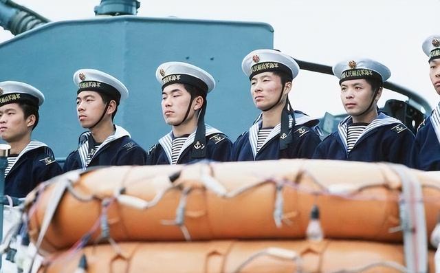 第一次访华就下马威？中国当场撤走仪仗队：摆正态度、想好了再来