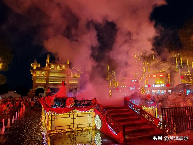 云梦夜未央：楚王城公园楚王天下大舞台、祥云湾灯火里的千年回响