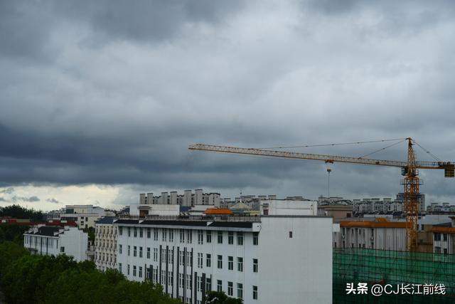 河南淮滨：雨前景色更美丽