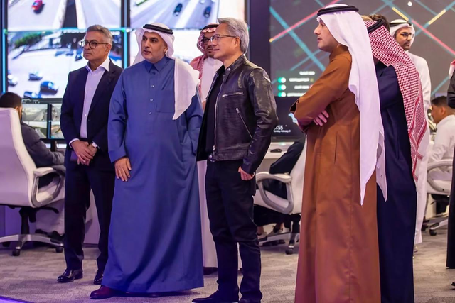 英伟达签多国建AI主权！实则铺自家CUDA生态	，换系统成本高到哭？