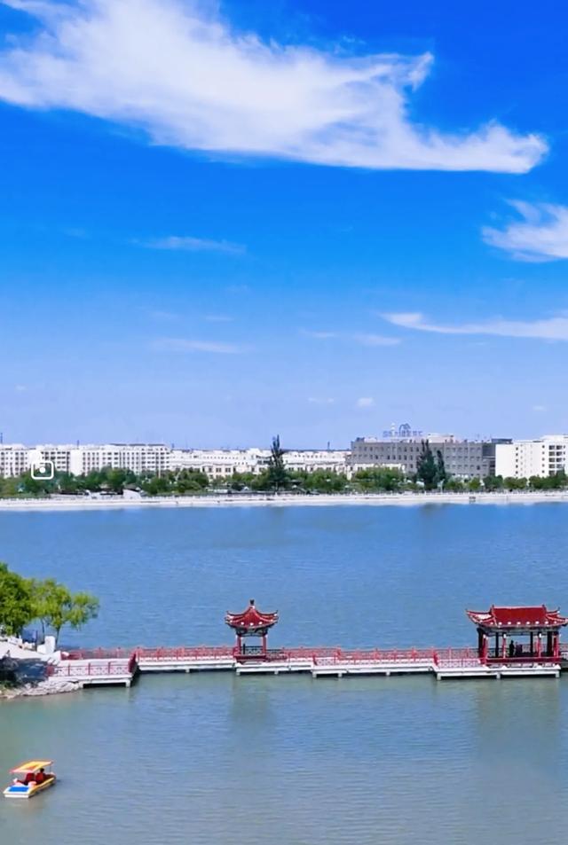 五律:玉门玉泽湖