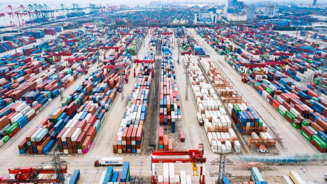 中美元首通话刚结束，特朗普要求与高市早苗通话