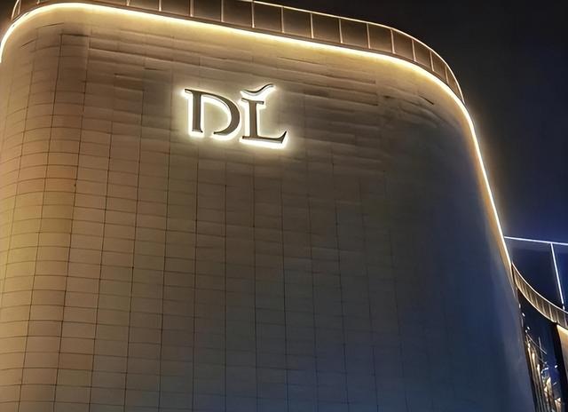 开店56家，营收破千亿！入华30年后，山姆开始飘了？