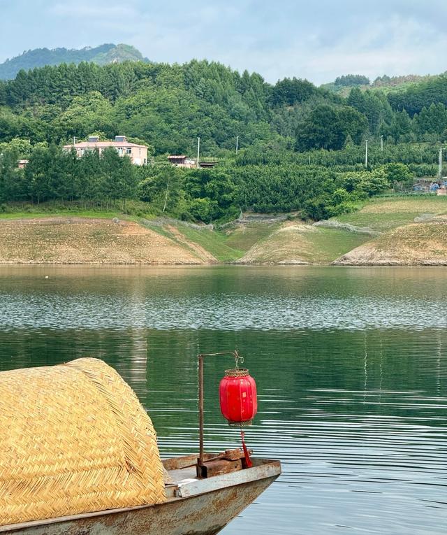 我是北京人	，去了趟辽宁宽甸，忍不住讲讲这小城的独特人文印象	。