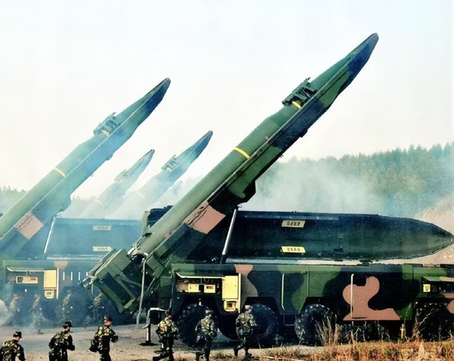 火箭军反腐大动作！倒查9年揪出采购黑幕，74名专家终身禁入