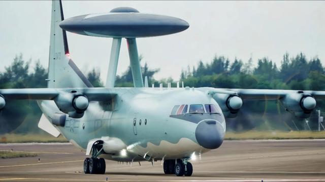 参加完统派活动，郑丽文就被美方约谈，解放军已行动，统一成定局